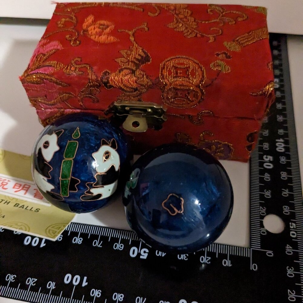 Vintage Ornate Chinese Baoding Exercise Stress Relief Meditation Balls Chest Box